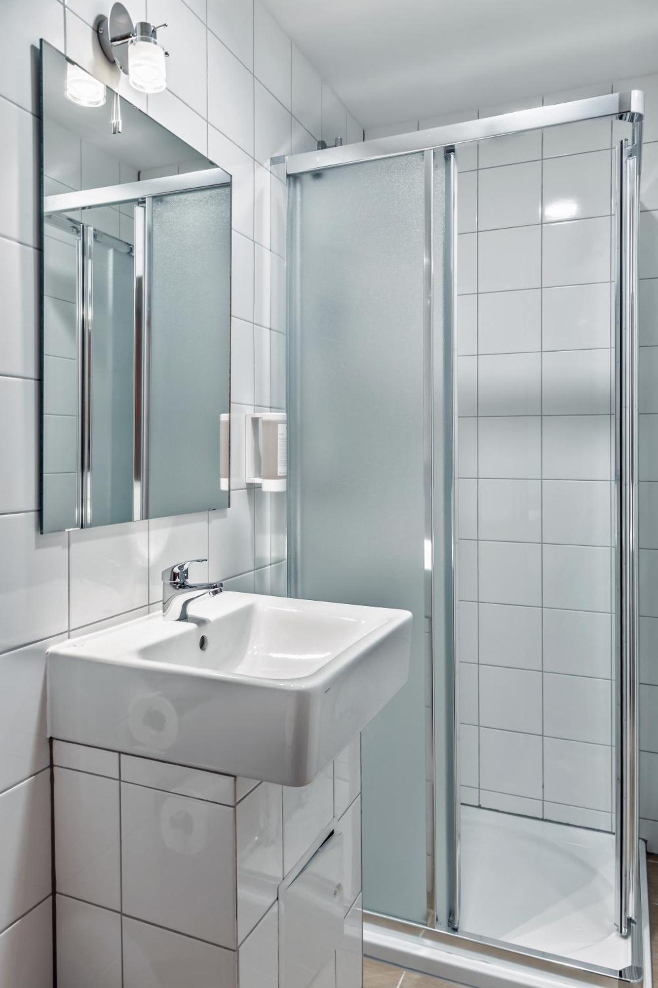 Augustus Hotel Bernkastel - Comfortable Budget Hotel Quarto foto